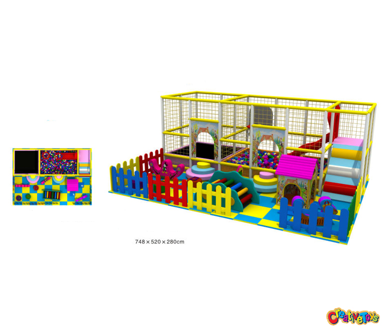 Indoor soft play equipment